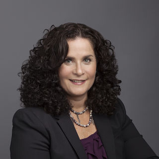 Phyllis Glink headshot